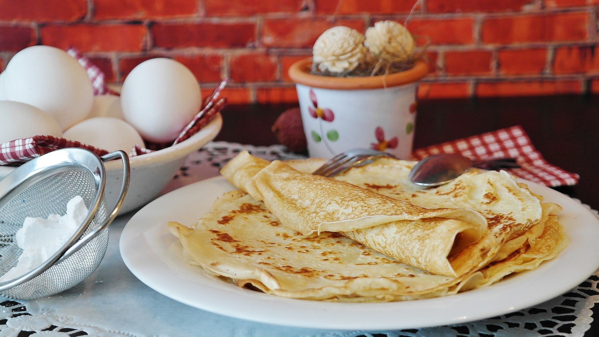 Sleepyheads Love Cookie Pancakes. Delicious cookie pancakes are even more fun topped with jam or whipped cream.