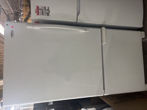 Whirlpool 22 cu. ft. Bottom Freezer Refrigerator with AccuChill Temperature Management System
